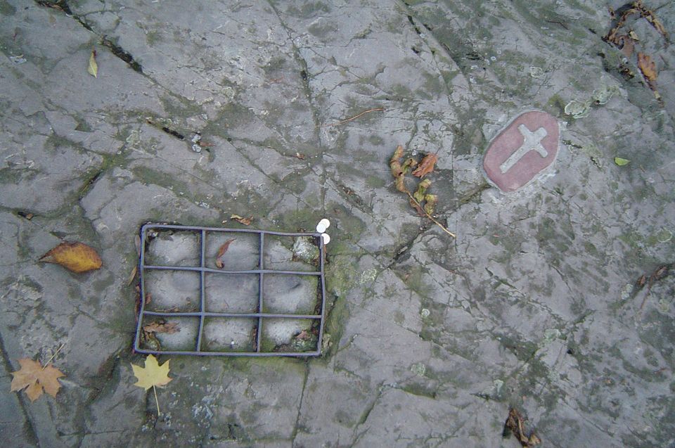 Bardo - Kalwaria - droga krzyżowa - górska kaplica MB s002 - PTTK Strzelin