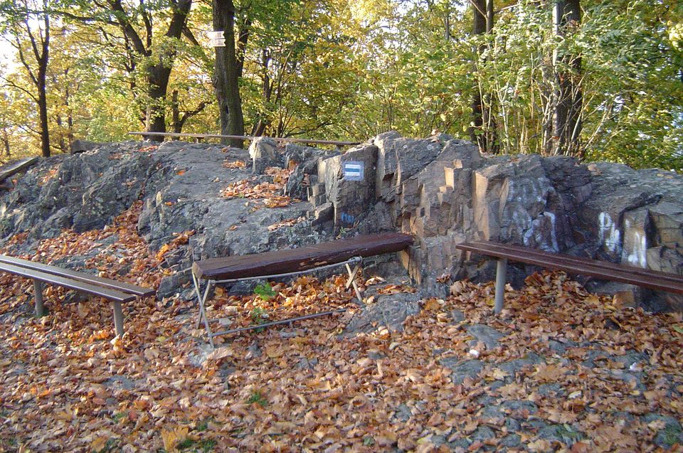 Bardo - Kalwaria - droga krzyżowa - górska kaplica MB s002 - PTTK Strzelin