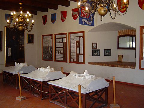 Janowiec nad Wis�� - zamek