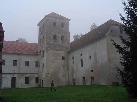 Witostowice - zamek s028 - PTTK Strzelin
