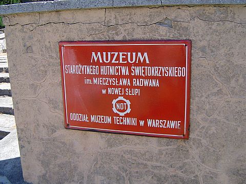 Nowa S�upia - Muzeum Staro�ytnego Hutnictwa �wi�tokrzyskiego