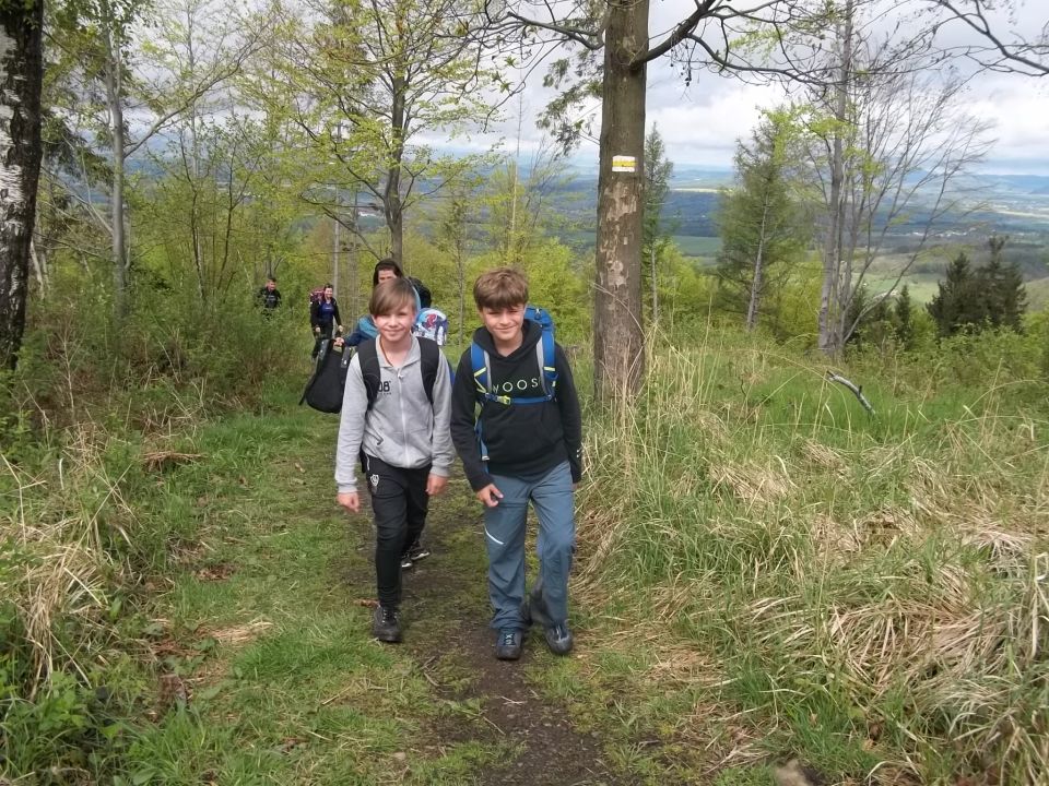 Wycieczka w Góry Bardzkie s002 - PTTK Strzelin