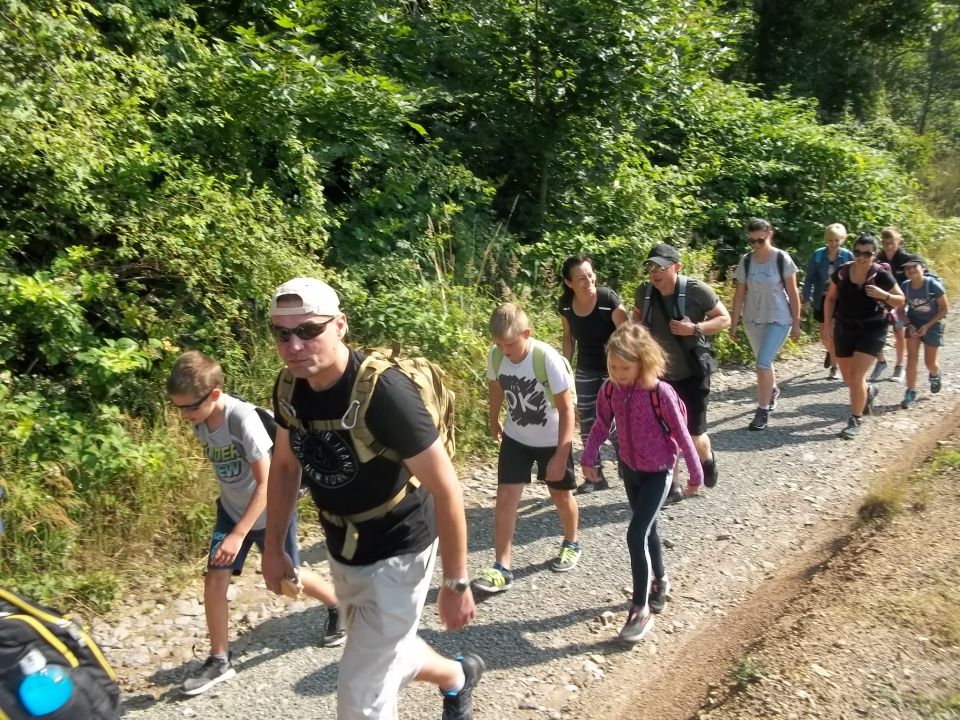 Wycieczka w Góry Bardzkie s002 - PTTK Strzelin