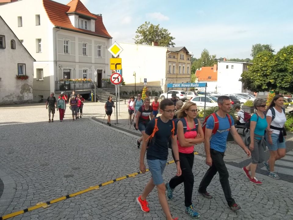 Wycieczka w Góry Bardzkie s002 - PTTK Strzelin