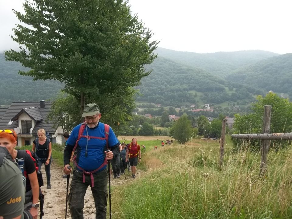 Wycieczka w Beskid Mały s002 - PTTK Strzelin
