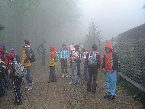 Sto�ek Wielki - przed schroniskiem