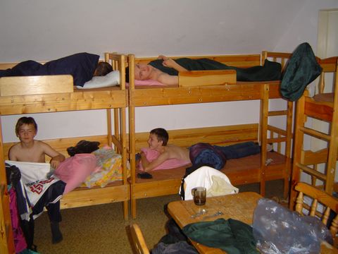 Ob�z w�drowny - schronisko pod Klimczokiem