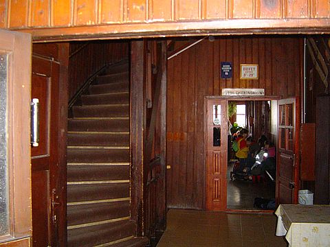 Sto�ek Wielki - schronisko PTTK