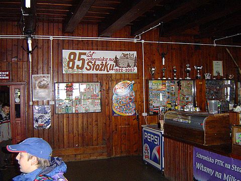 Sto�ek Wielki - schronisko PTTK