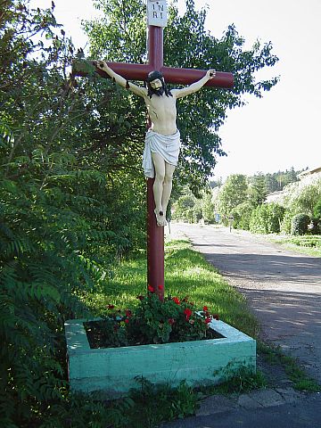 Ropienka - krzy w miejscu pierwszego szybu s003 - PTTK Strzelin