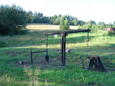 Ropienka - kopalnia ropy naftowej - Bieszczady s007 - PTTK Strzelin