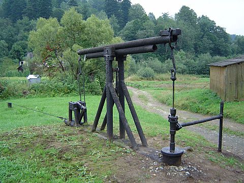 Ropienka - kopalnia ropy naftowej - Bieszczady s017 - PTTK Strzelin