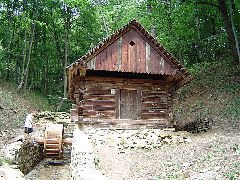 Sanok - Muzeum Budownictwa Ludowego - Skansen s011 - PTTK Strzelin