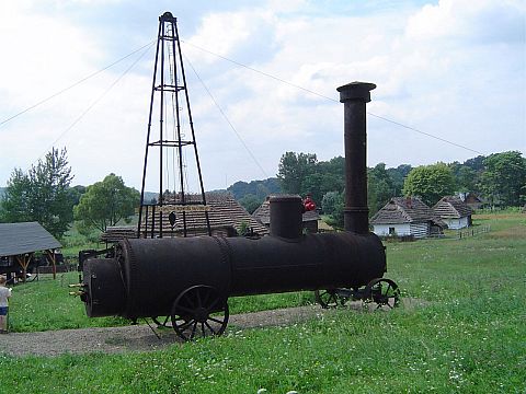 Sanok - Skansen - z kopalni ropy s042 - PTTK Strzelin