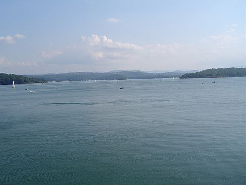 Solina - widok z zapory na Jezioro Soli�skie