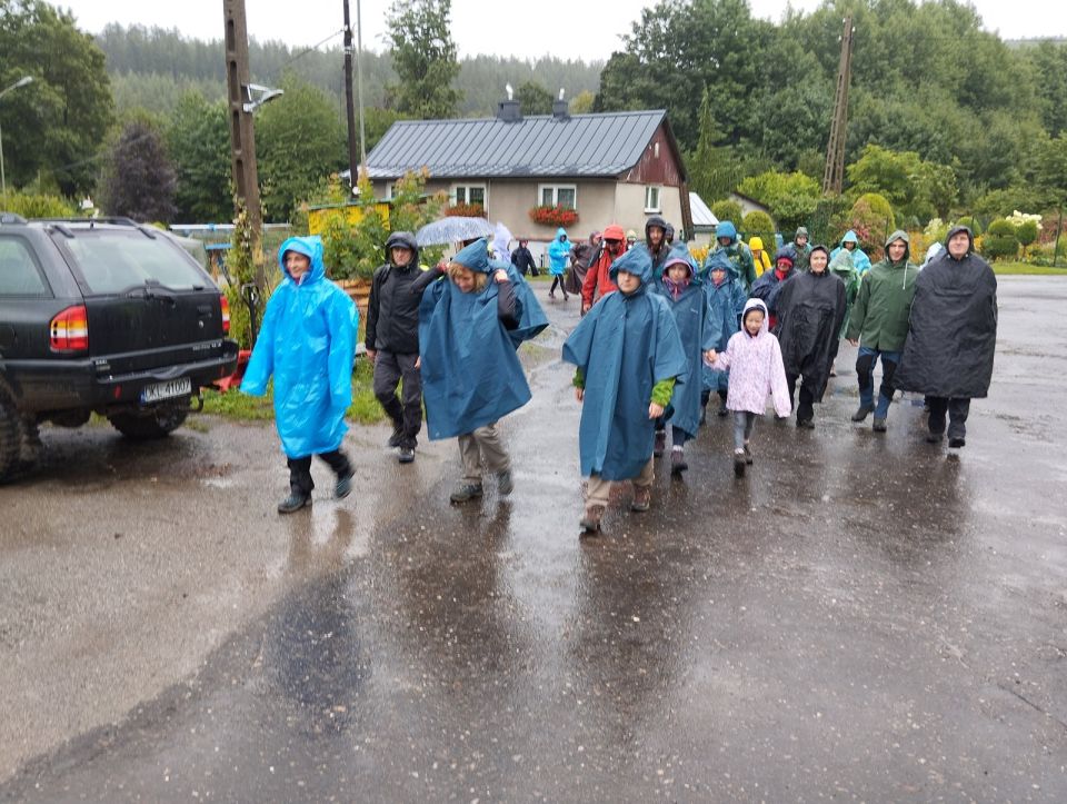 Wycieczka w Góry Bystrzyckie s002 - PTTK Strzelin