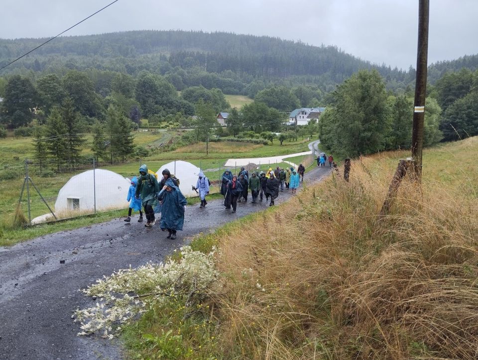 Wycieczka w Góry Bystrzyckie s002 - PTTK Strzelin
