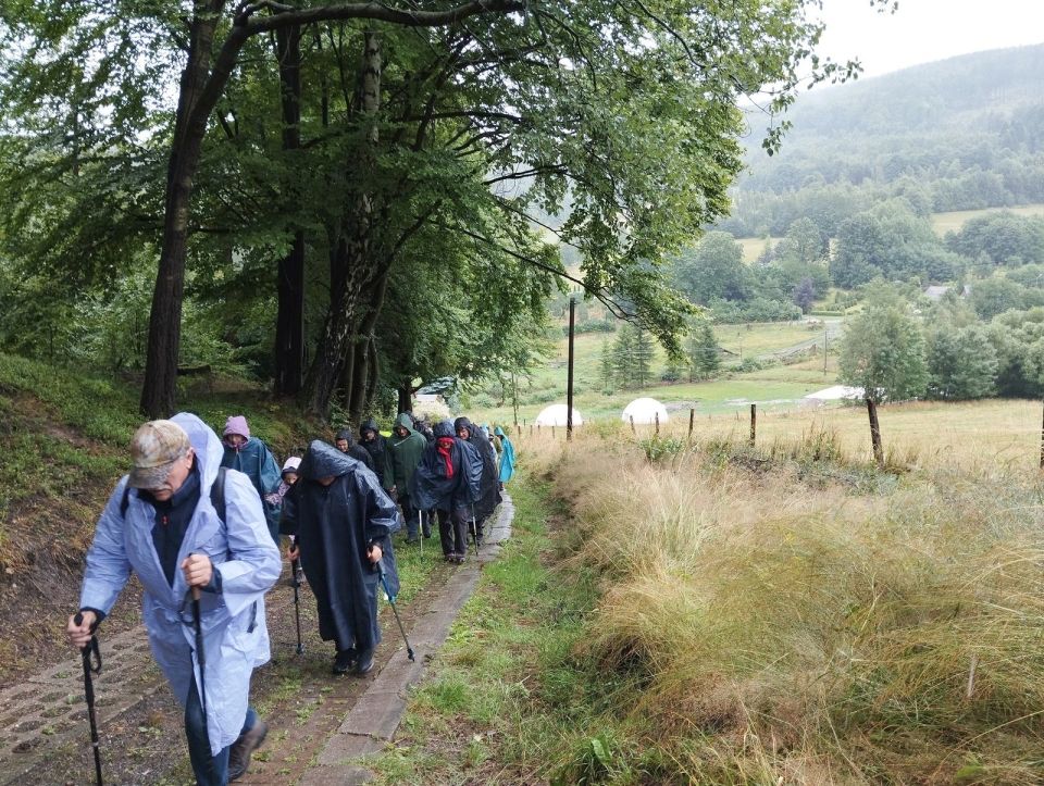 Wycieczka w Góry Bystrzyckie s002 - PTTK Strzelin