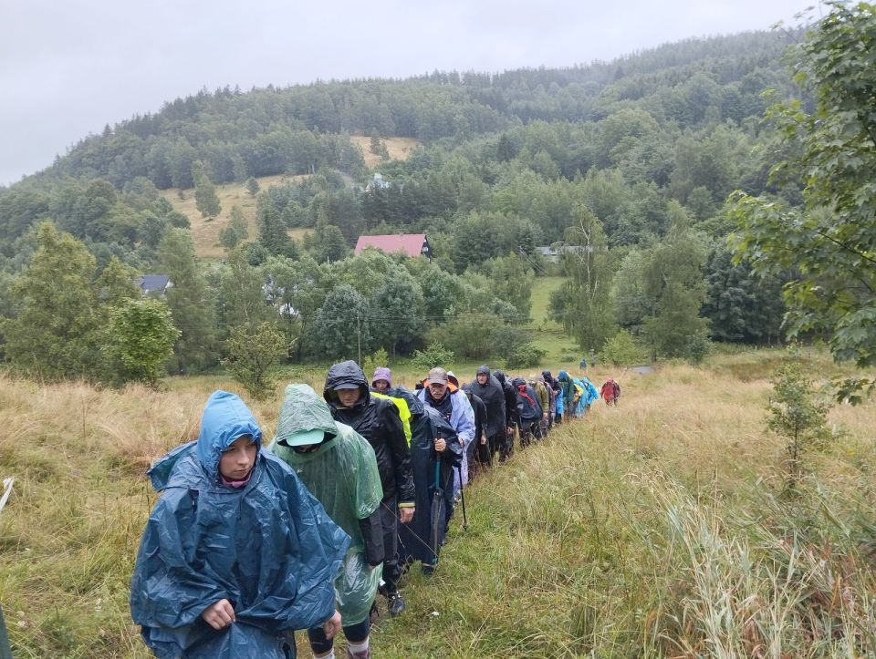 Wycieczka w Góry Bystrzyckie s002 - PTTK Strzelin