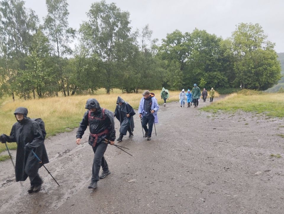 Wycieczka w Góry Bystrzyckie s002 - PTTK Strzelin