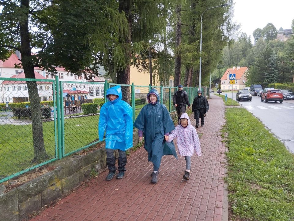 Wycieczka w Góry Bystrzyckie s002 - PTTK Strzelin