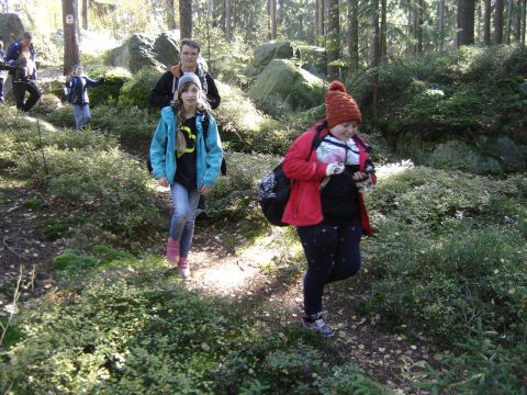 W drodze na Wolarza s040 - PTTK Strzelin