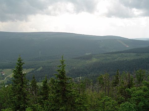 Wysoki Kamie�  - widok na Mumlawski Wierch