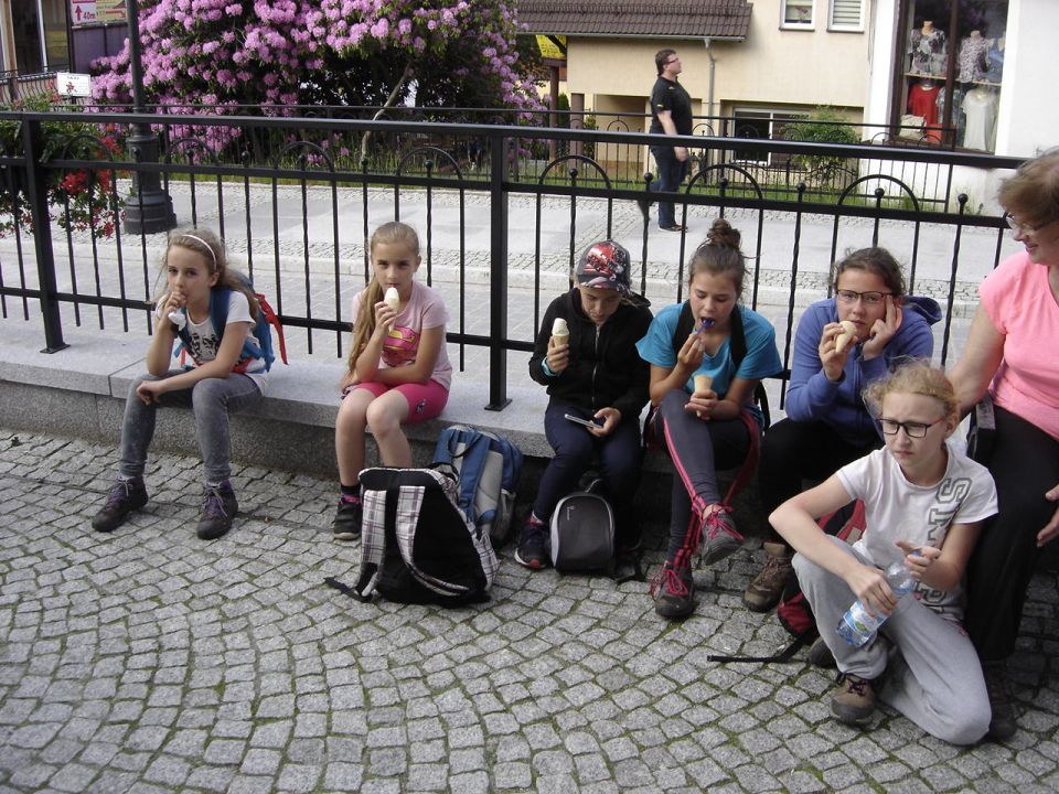 Wycieczka w Góry Izerskie s002 - PTTK Strzelin