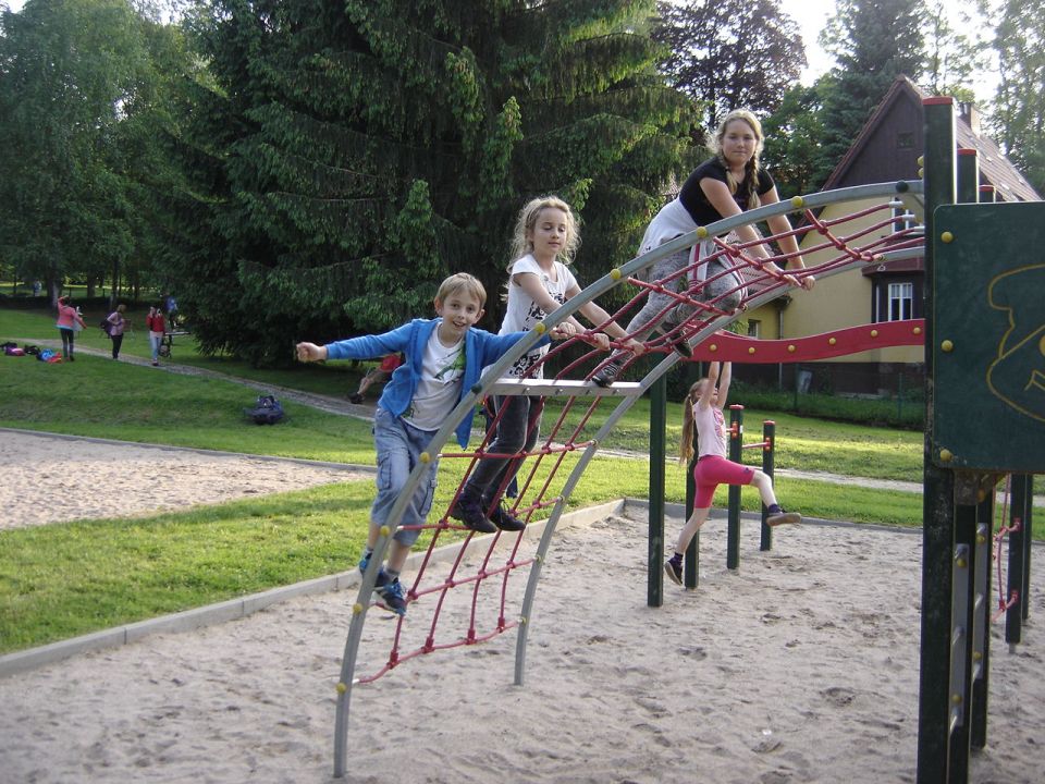 Wycieczka w Góry Izerskie s002 - PTTK Strzelin