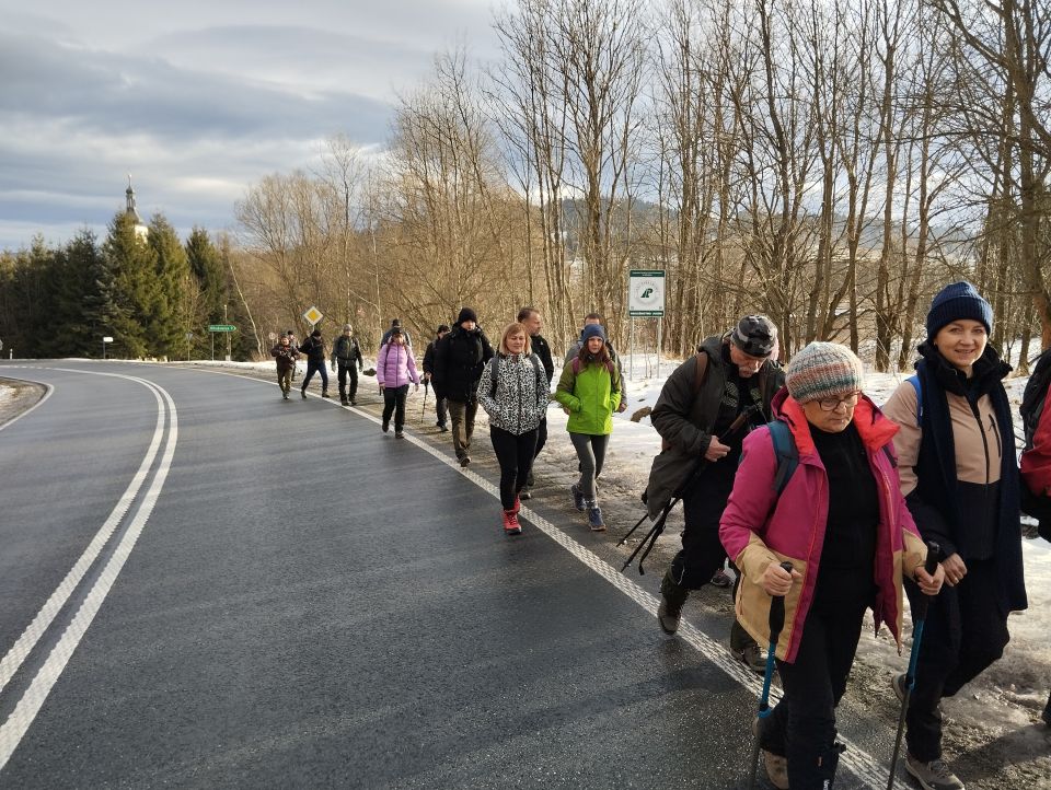 Wycieczka w Góry Suche s003 - PTTK Strzelin