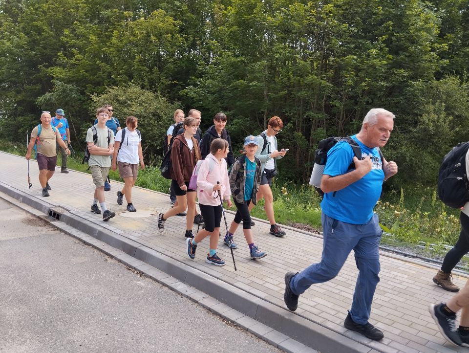 Wycieczka w Góry Kamienne s003 - PTTK Strzelin