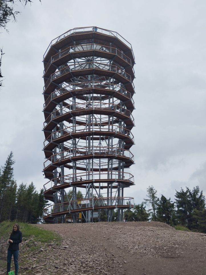 Wycieczka w Góry Kamienne s003 - PTTK Strzelin