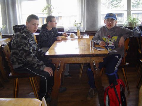 Schronisko PTTK 'Andrzej�wka' w G�rach Kamiennych s081 - PTTK Strzelin