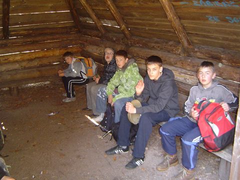 W drodze powrotnej do schroniska 'Andrzej�wka' s117 - PTTK Strzelin