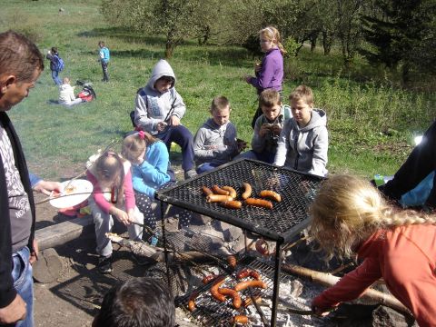 Ognisko ko�o schroniska PTTK 'Andrzej�wka' s103 - PTTK Strzelin