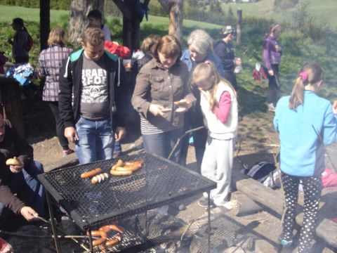 Ognisko ko�o schroniska PTTK 'Andrzej�wka' s105 - PTTK Strzelin