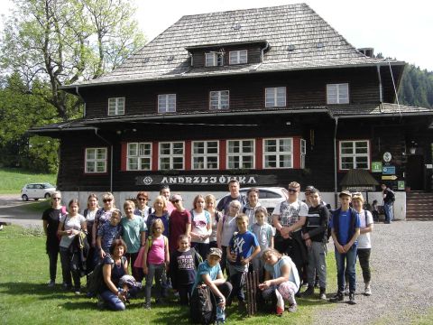 Schronisko PTTK Andrzej�wka s050 - PTTK Strzelin