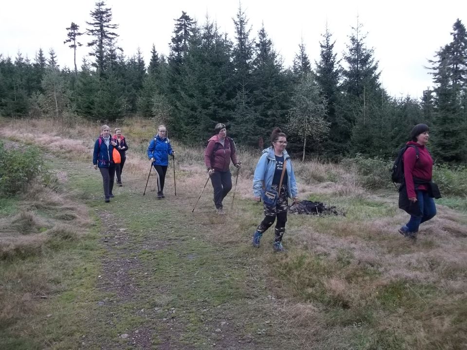 Wycieczka w Góry Kamienne s002 - PTTK Strzelin