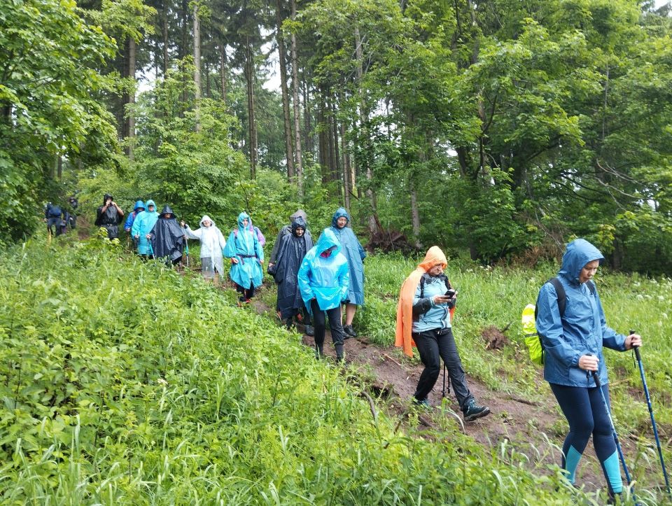 Wycieczka w Góry Kamienne s003 - PTTK Strzelin