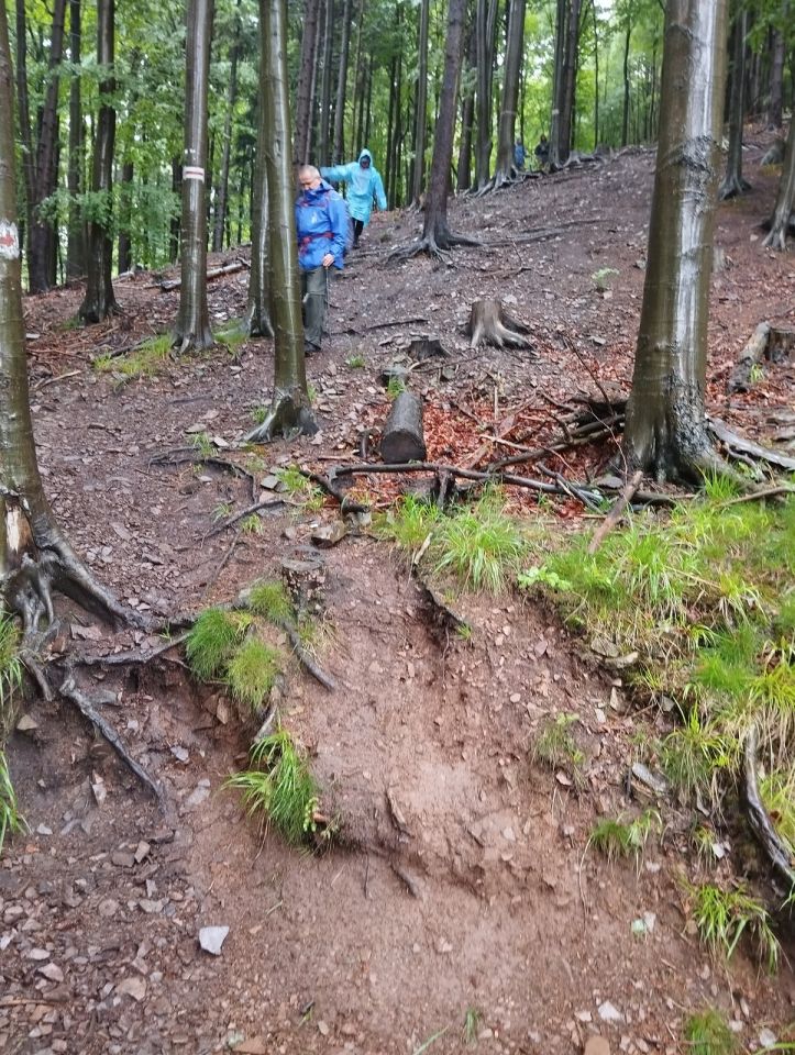 Wycieczka w Góry Kamienne s003 - PTTK Strzelin