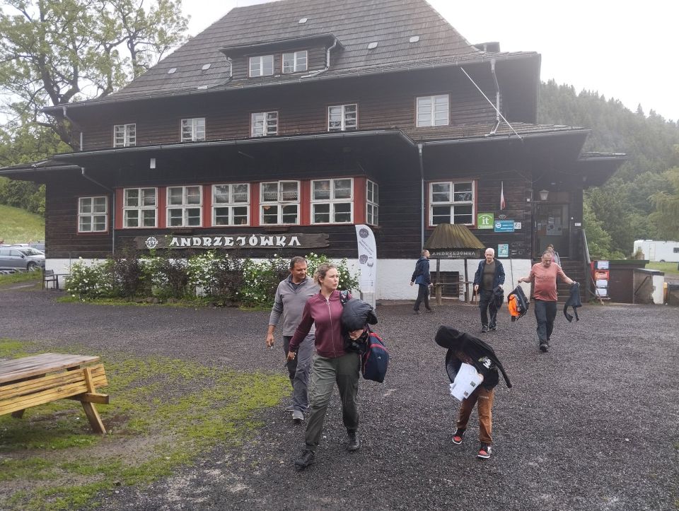 Wycieczka w Góry Kamienne s003 - PTTK Strzelin