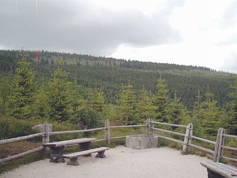 Widok spod schroniska 'Kamie�czyk'