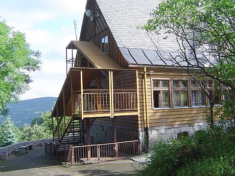 Micha�owice - schronisko m�odzie�owe 'Z�oty Widok'