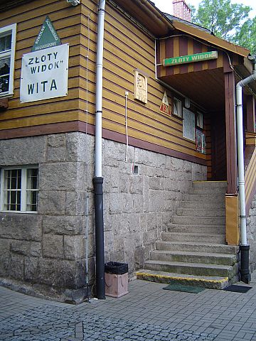 Micha�owice - schronisko m�odzie�owe 'Z�oty Widok'