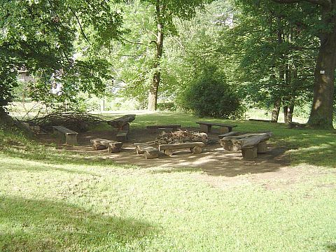 Micha�owice - schronisko m�odzie�owe 'Z�oty Widok'