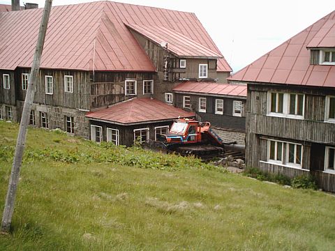 Schronisko na Hali Szrenickiej