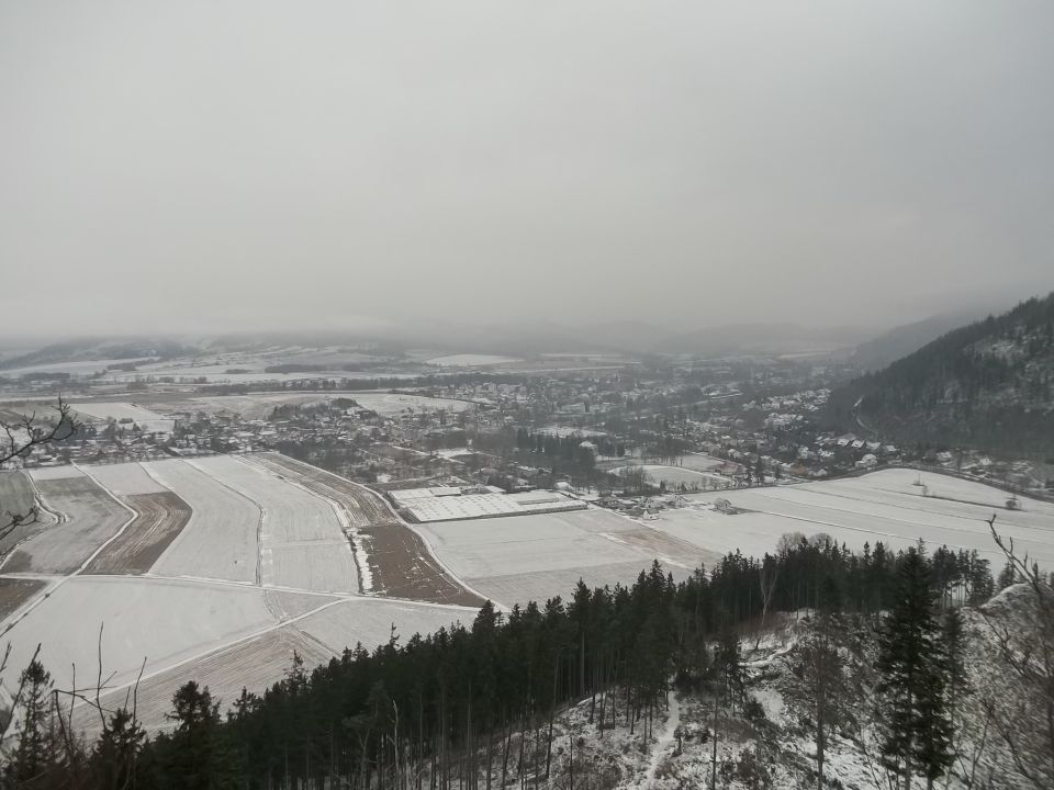 Wycieczka w Góry Krucze s002 - PTTK Strzelin