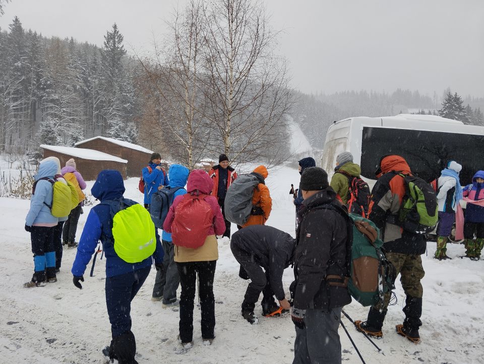 Wycieczka w Góry Krucze s002 - PTTK Strzelin