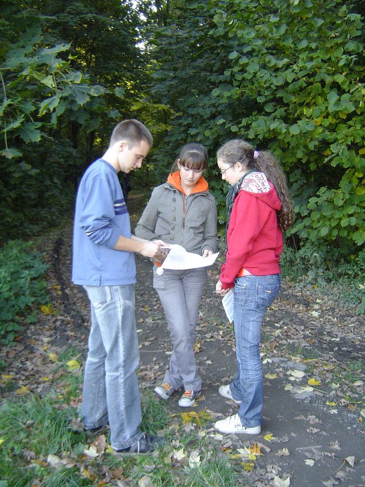 XII Ogólnopolskie Marsze na Orientację Szlakiem opadłych liści s002 - PTTK Strzelin