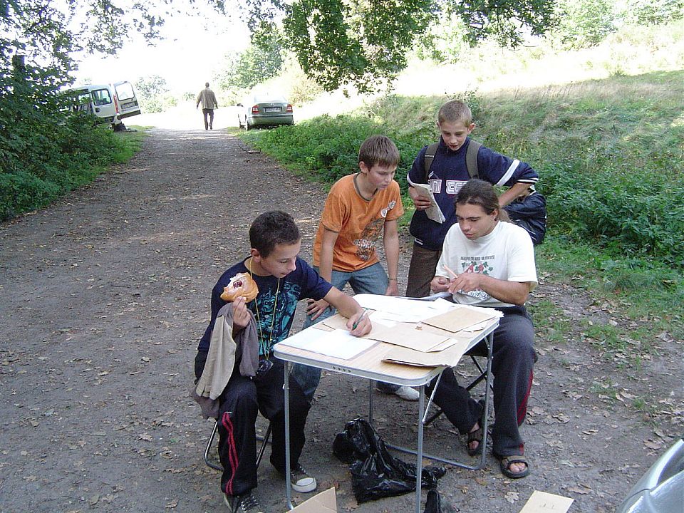 XII Ogólnopolskie Marsze na Orientację Szlakiem opadłych liści s002 - PTTK Strzelin